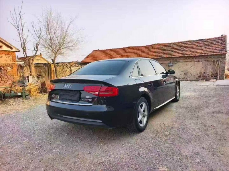 济宁15年奥迪A4L7