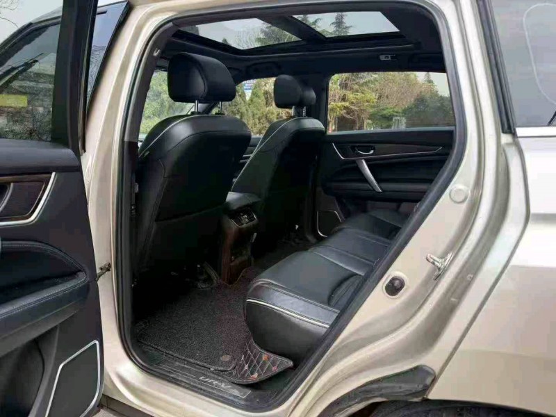 淄博19年本田URV4