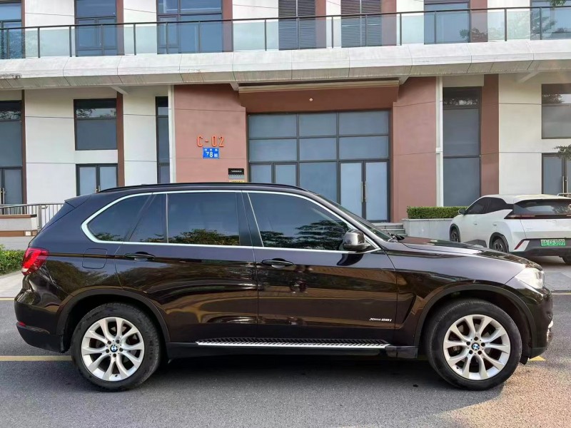 江門16年寶馬X56