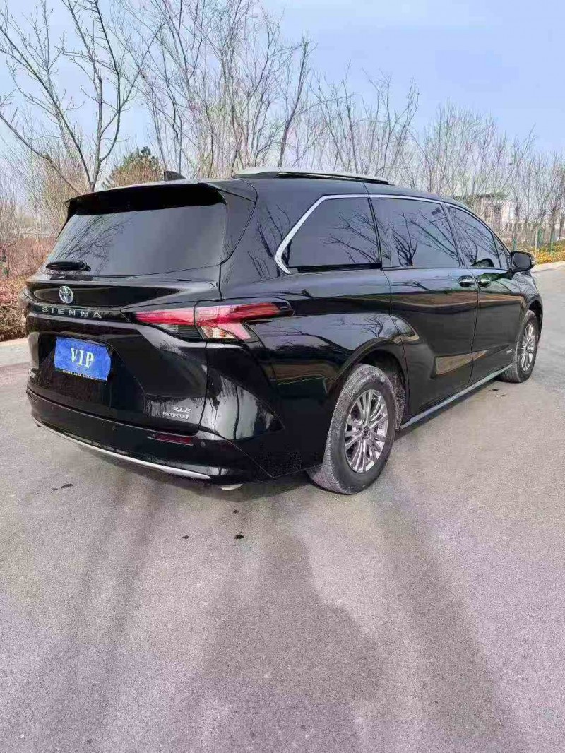 枣庄22年丰田塞纳6