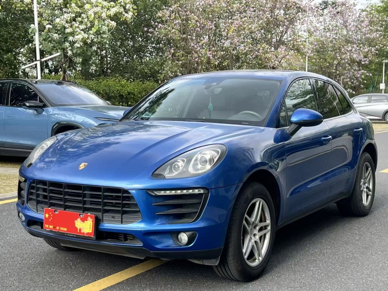 中山18年保时捷Macan2
