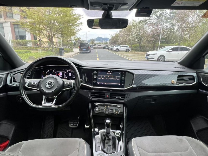 揭阳19年大众探岳9