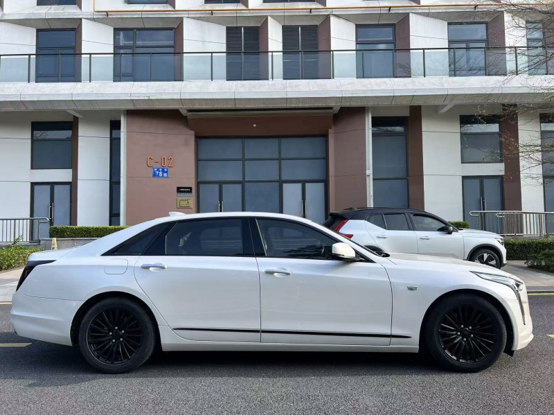 云浮19年凯迪拉克CT66