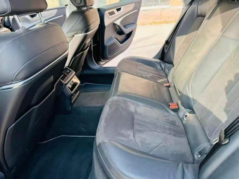 东营24年奥迪A7L9