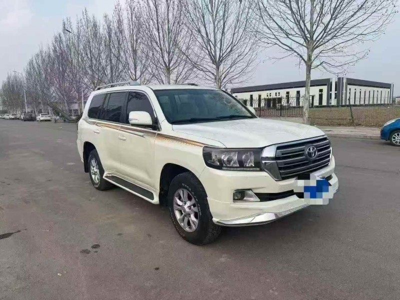 枣庄17年丰田兰德酷路泽2