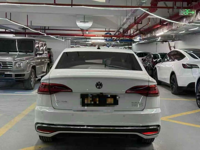 枣庄23年大众宝来9