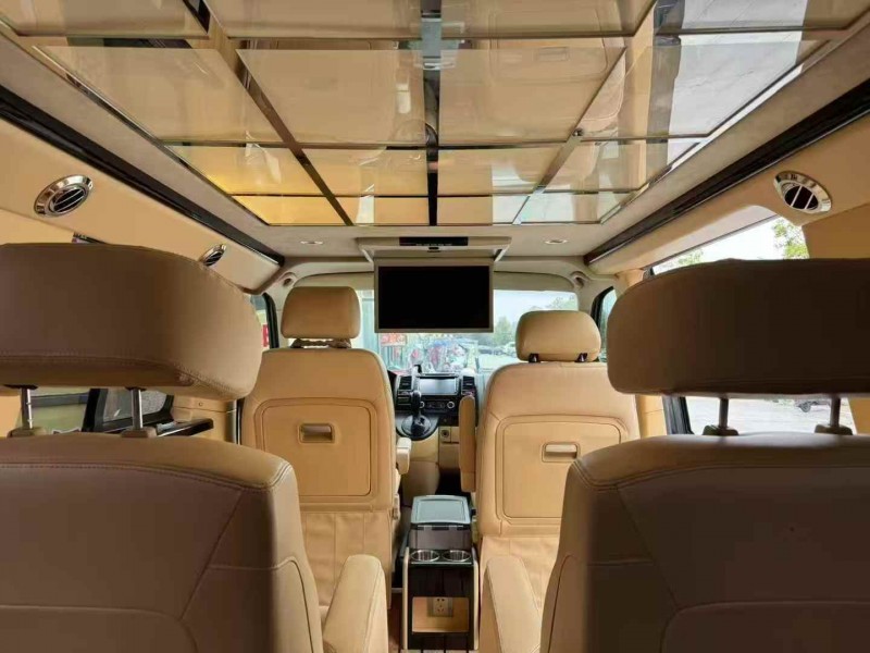 新余16年大众凯路威8