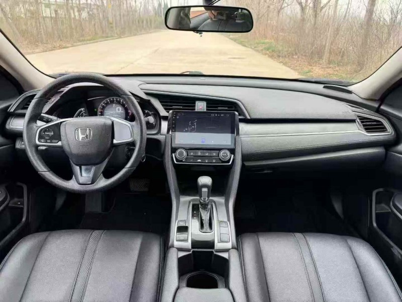 南通17年本田思域5