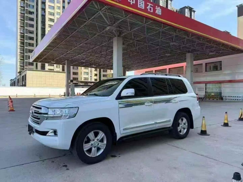 枣庄19年丰田兰德酷路泽3