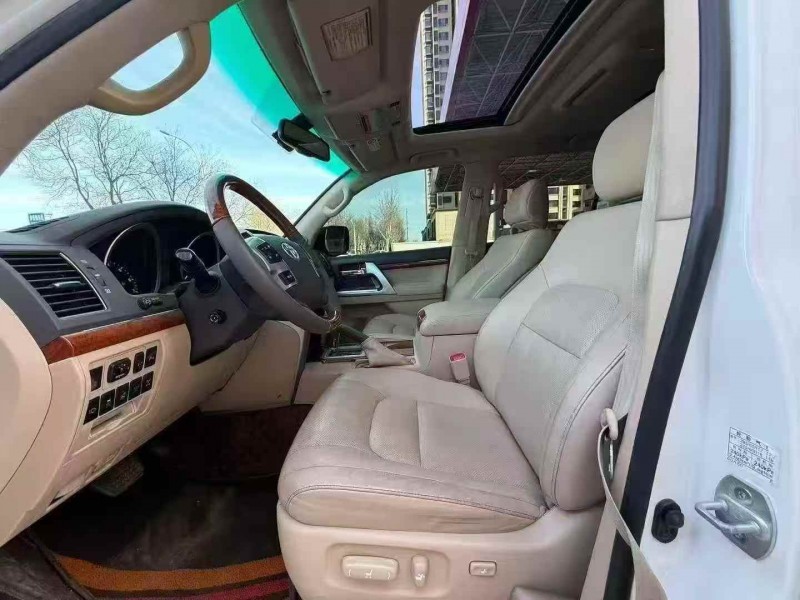 枣庄19年丰田兰德酷路泽6