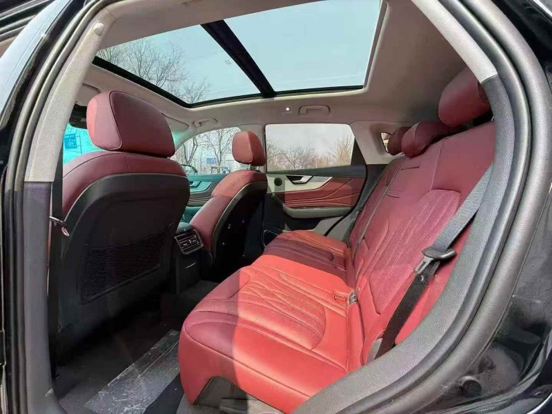 唐山25年红旗HS55