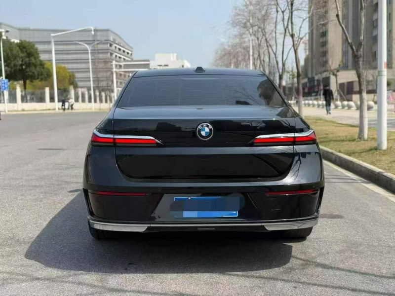 苏州22年宝马7系9