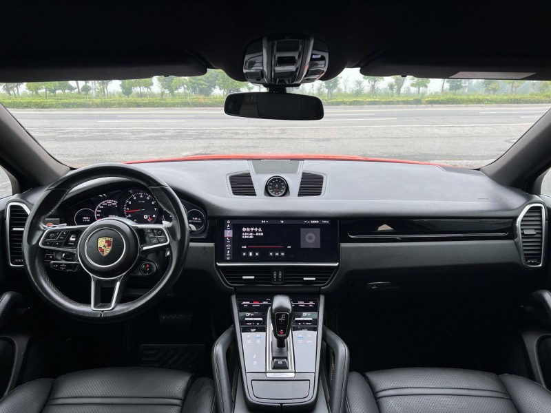 盐城19年保时捷卡宴7