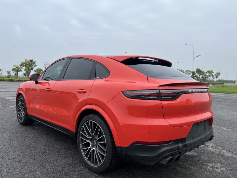 盐城19年保时捷卡宴9