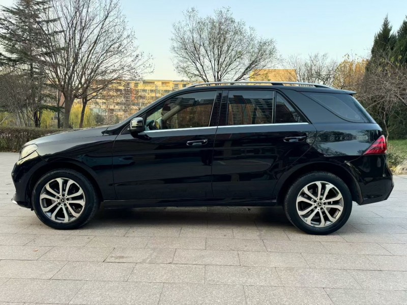 邢台17年奔驰GLE5