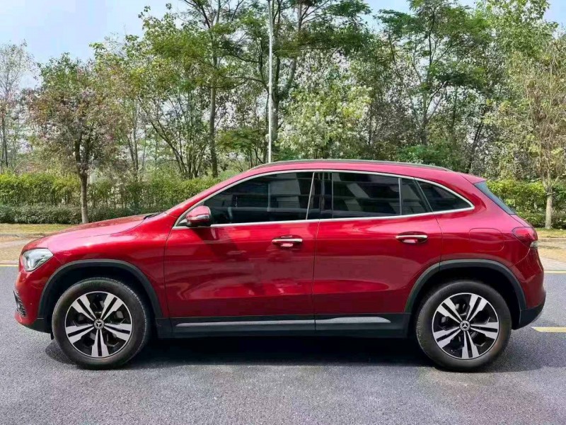 广州21年奔驰GLA5