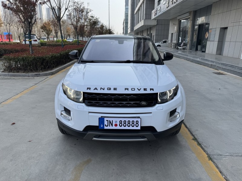 济宁15年路虎极光1