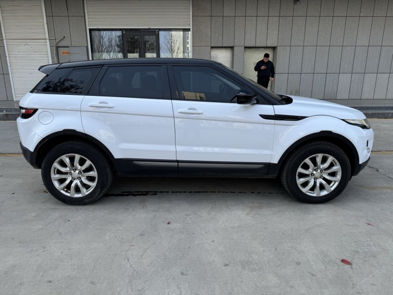 济宁15年路虎极光8