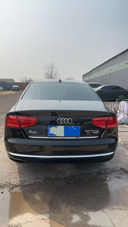聊城14年奥迪A8L3