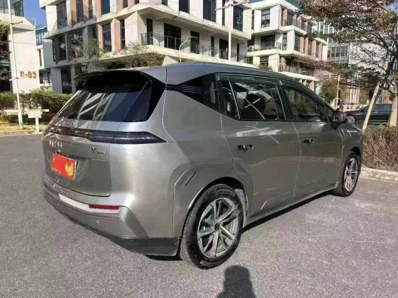 广州23年传祺埃安Y8