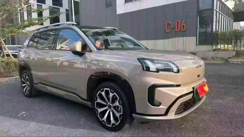 广州25年传祺埃安V2