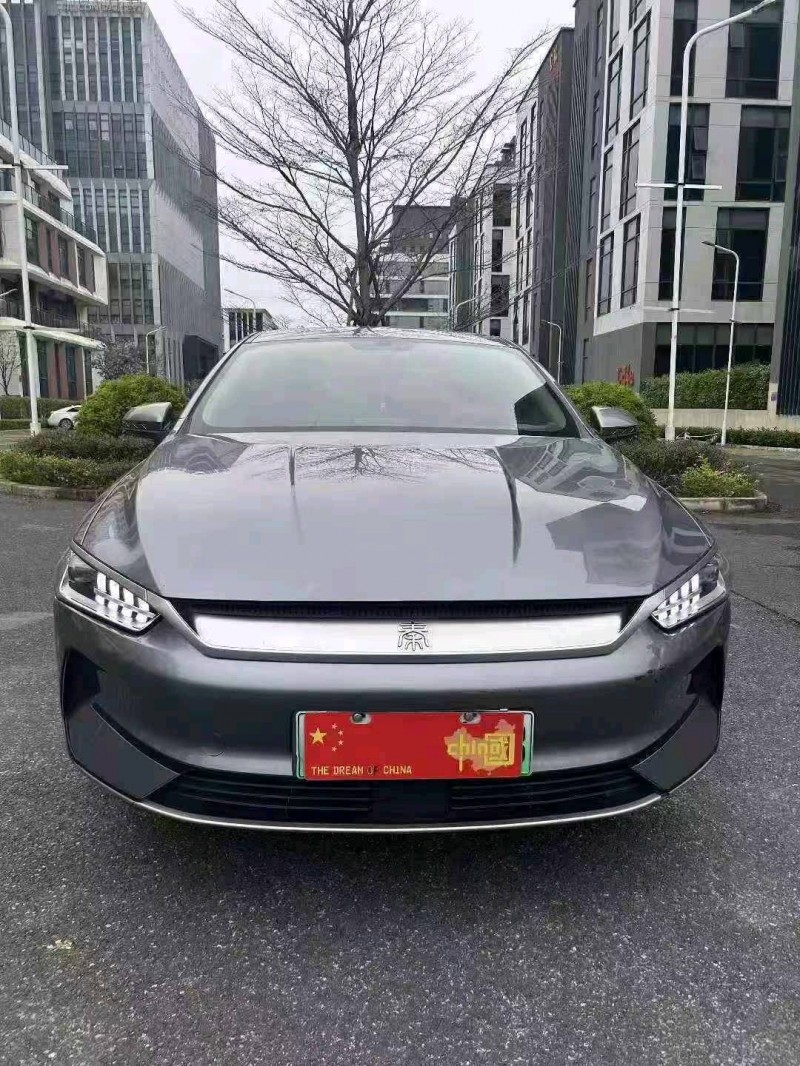 广州23年比亚迪秦1