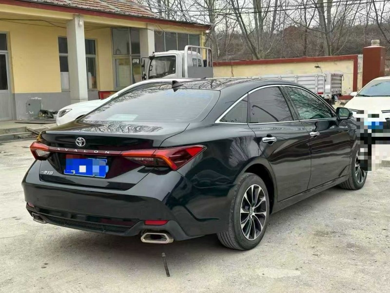 淄博24年丰田亚洲龙7