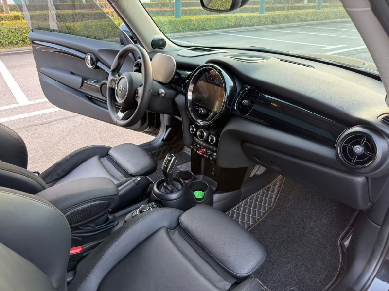 徐州22年宝马迷你5