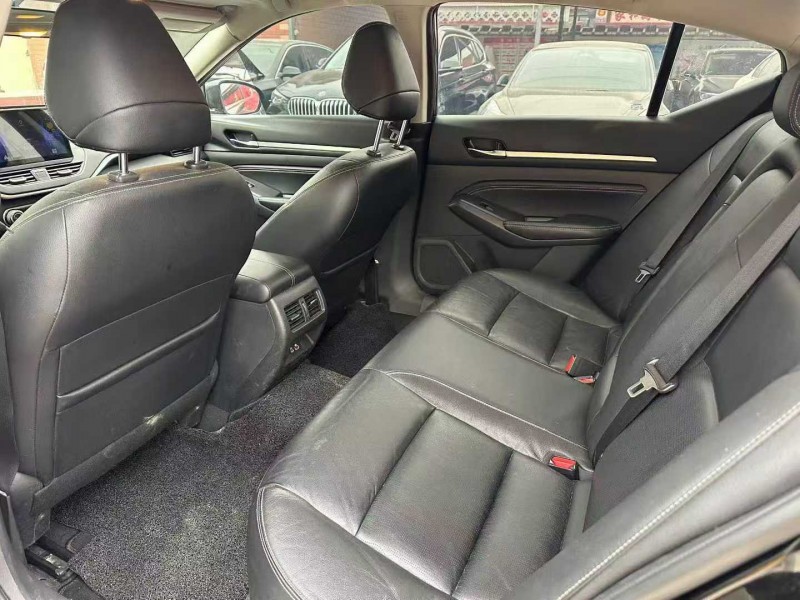 淄博22年日产天籁5