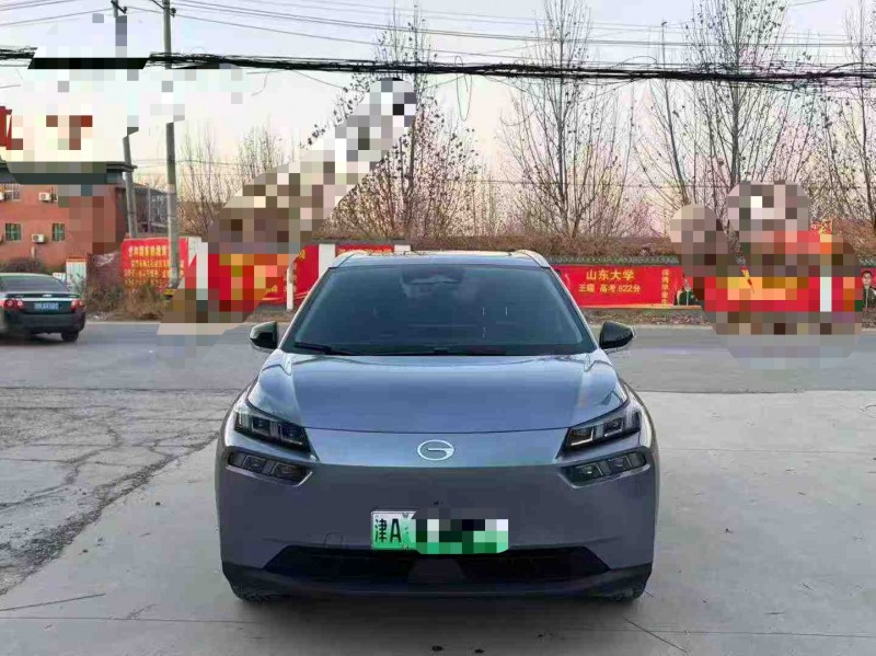 保定25年传祺埃安V1