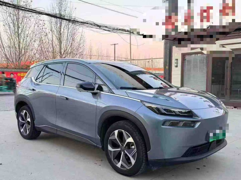 保定25年传祺埃安V2