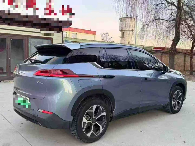 保定25年传祺埃安V7