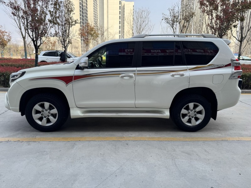 济宁15年丰田普拉多7