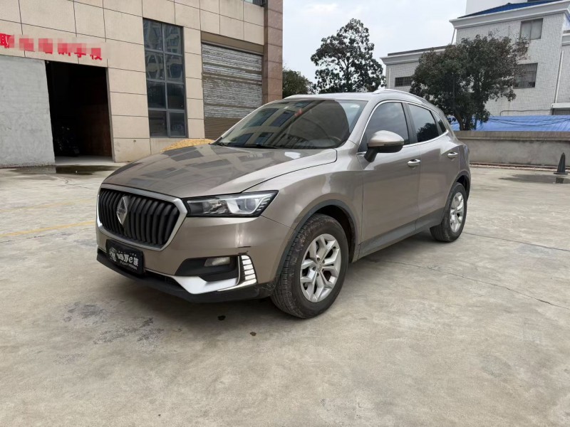长沙19年宝沃BX52
