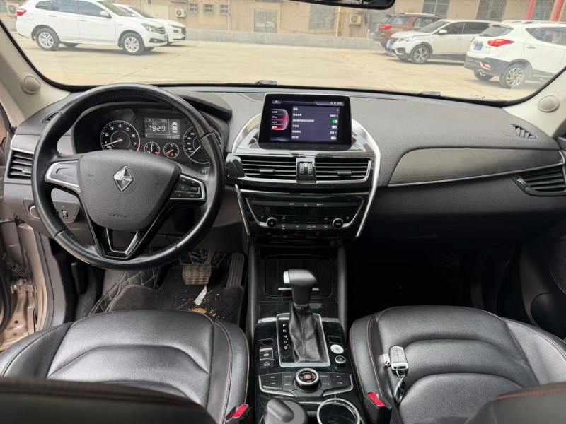 长沙19年宝沃BX54