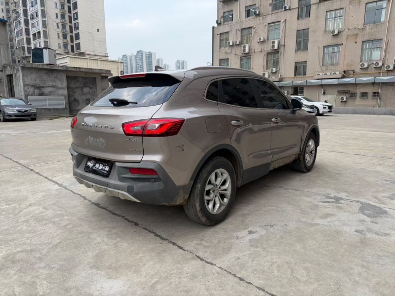 长沙19年宝沃BX59