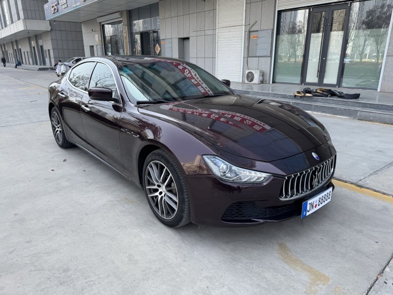 济宁16年玛莎拉蒂Ghibli2