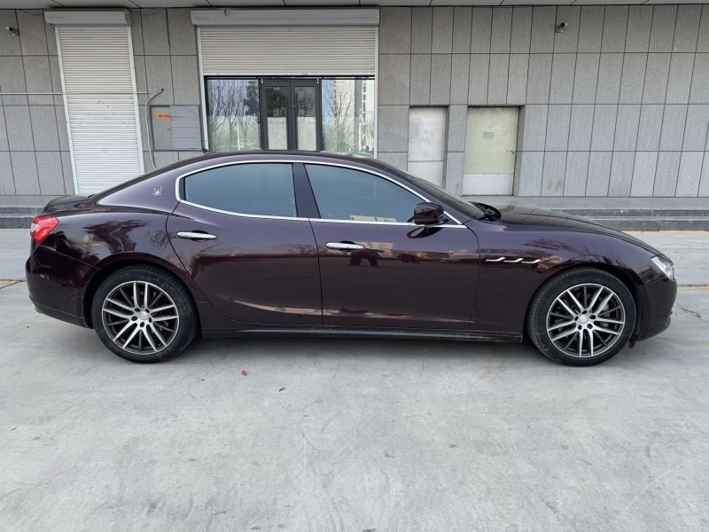 济宁16年玛莎拉蒂Ghibli8