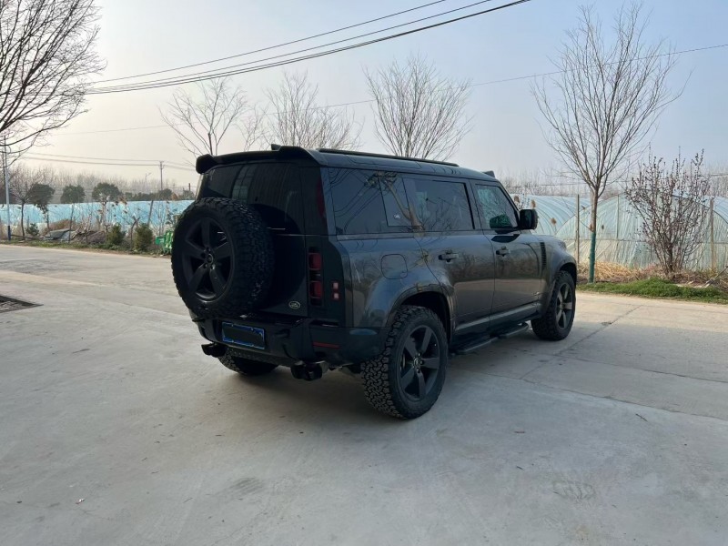徐州23年路虎卫士4