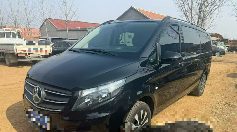 临沂23年奔驰威霆3