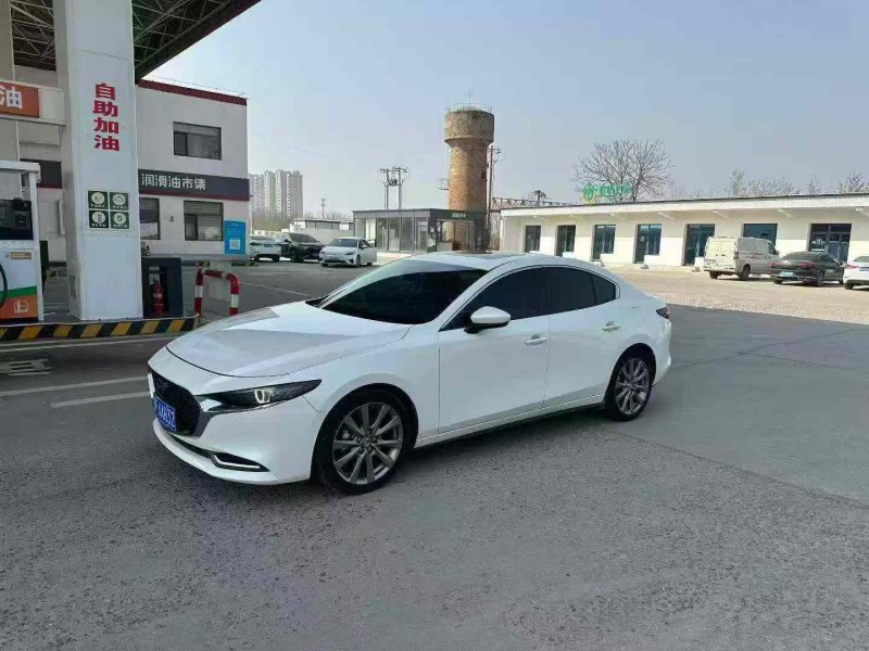 保定22年马自达昂克赛拉2