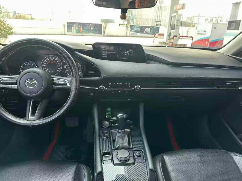 保定22年马自达昂克赛拉5