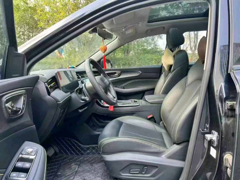 广州22年荣威RX57