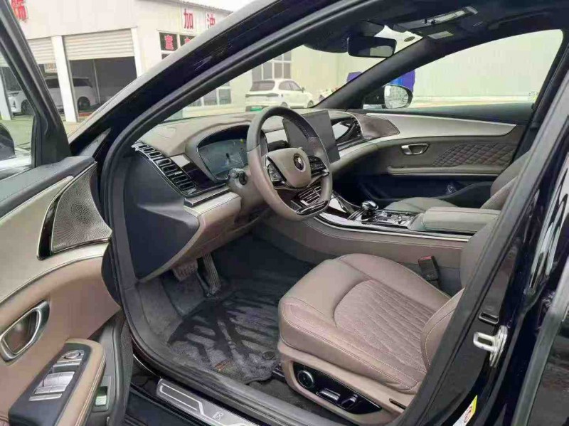 保定24年比亚迪汉6