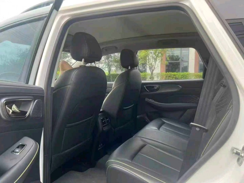 广州23年荣威RX57