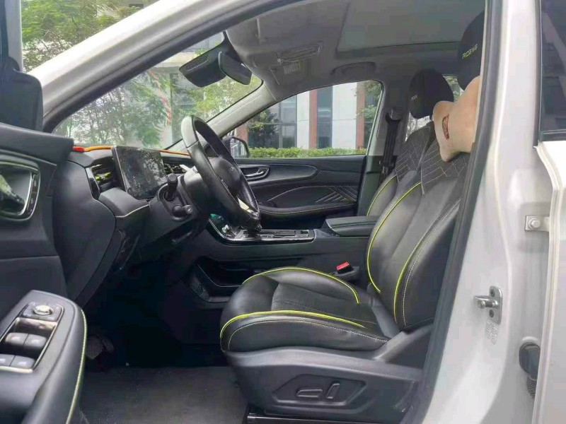 广州23年荣威RX58