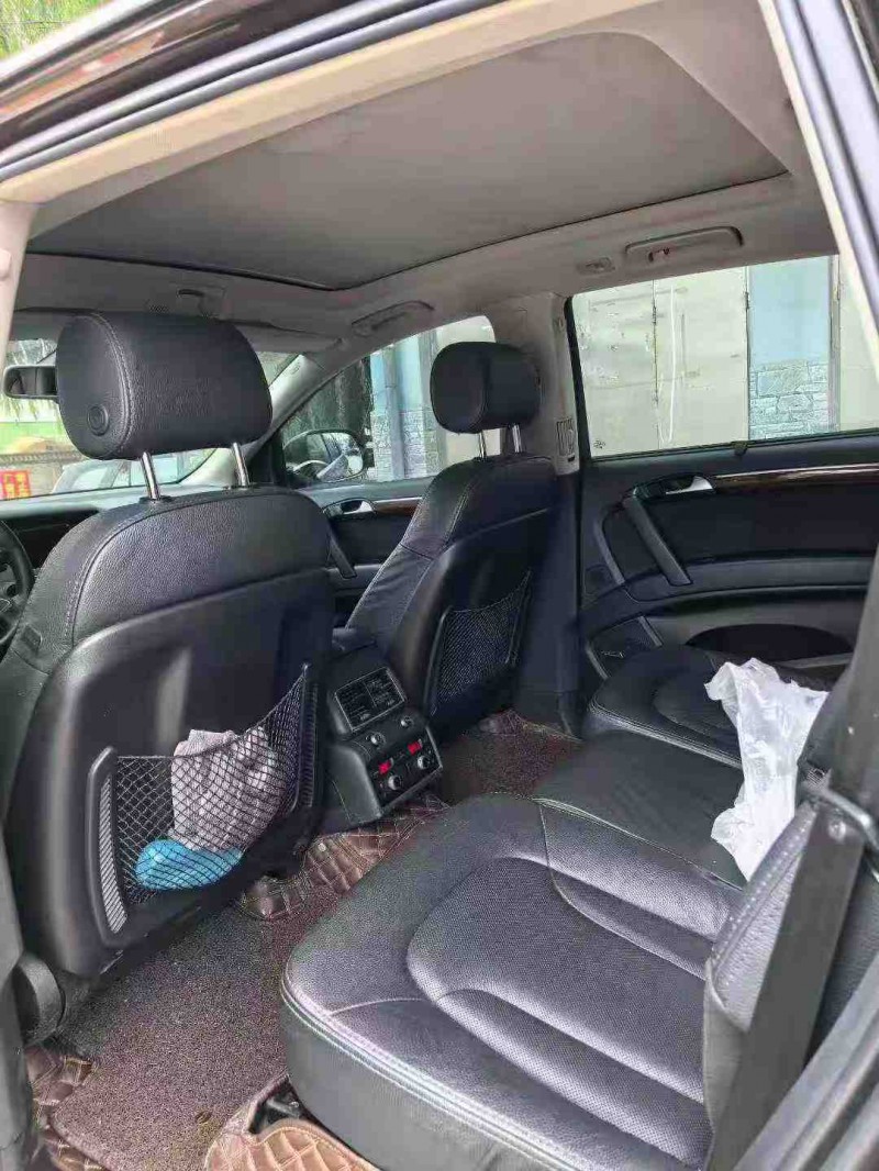 保定15年奥迪Q76