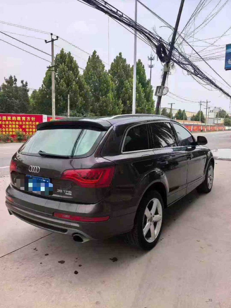 保定15年奥迪Q78