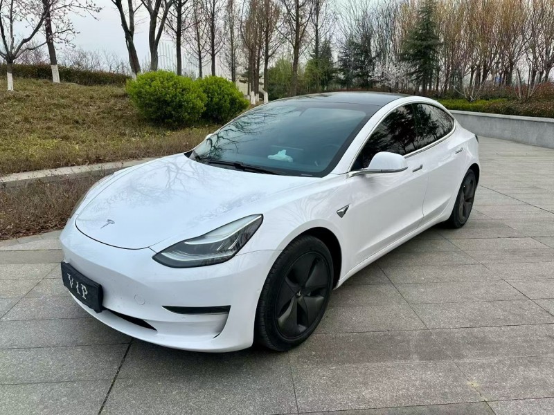 临沂19年特斯拉MODEL 32