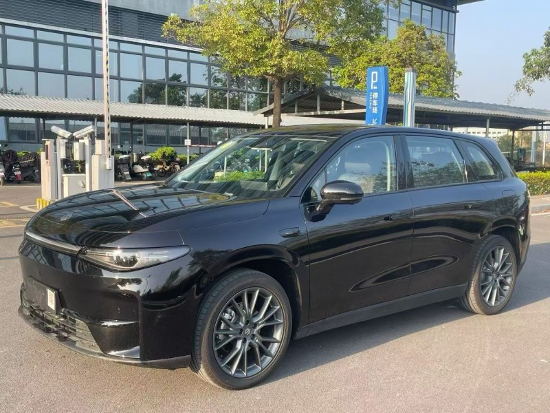 湛江26年零跑汽车C108